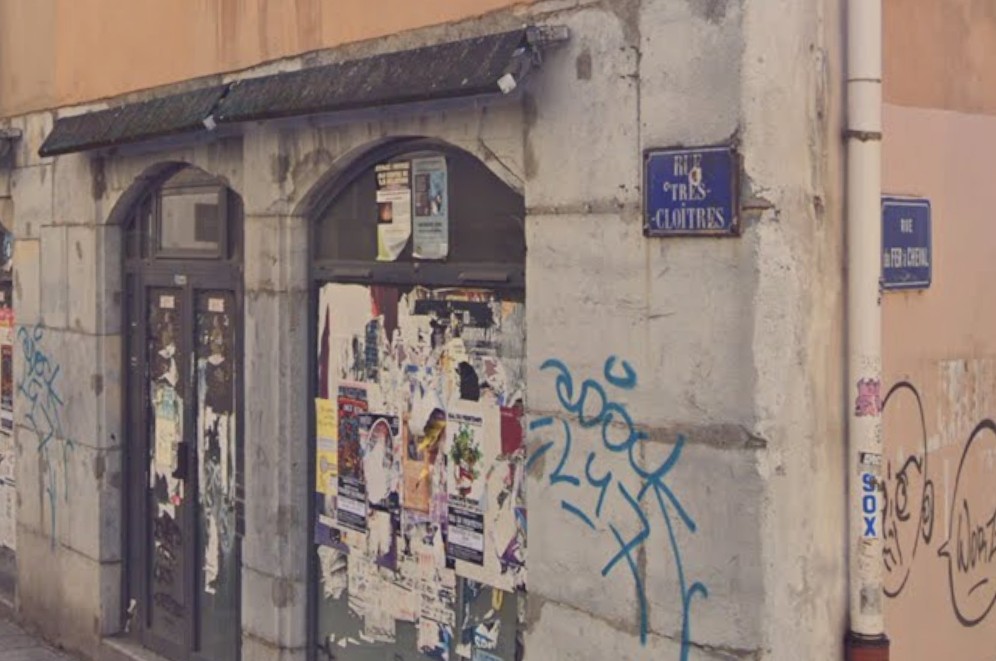 rue tres cloitres